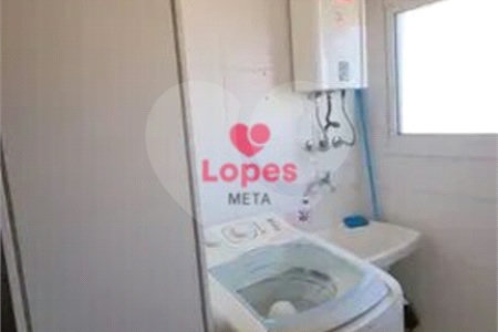 Apartamento à venda com 2 quartos, sendo 1 suíte,  em Jardim Veneza, São José dos Campos, SP