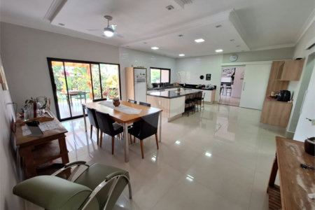 Casa à venda com 3 suítes no condomínio Village Ipanema, Araçoiaba da Serra - SP