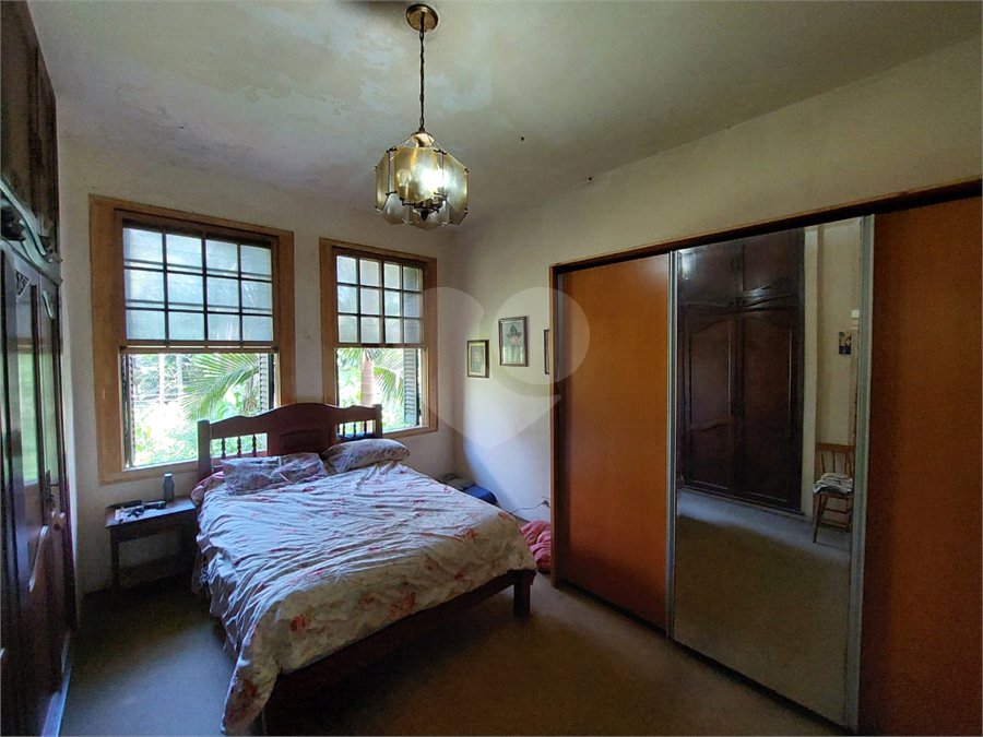 Casa à venda com 5 quartos, sendo 1 suíte, em Eldorado, São Paulo, SP