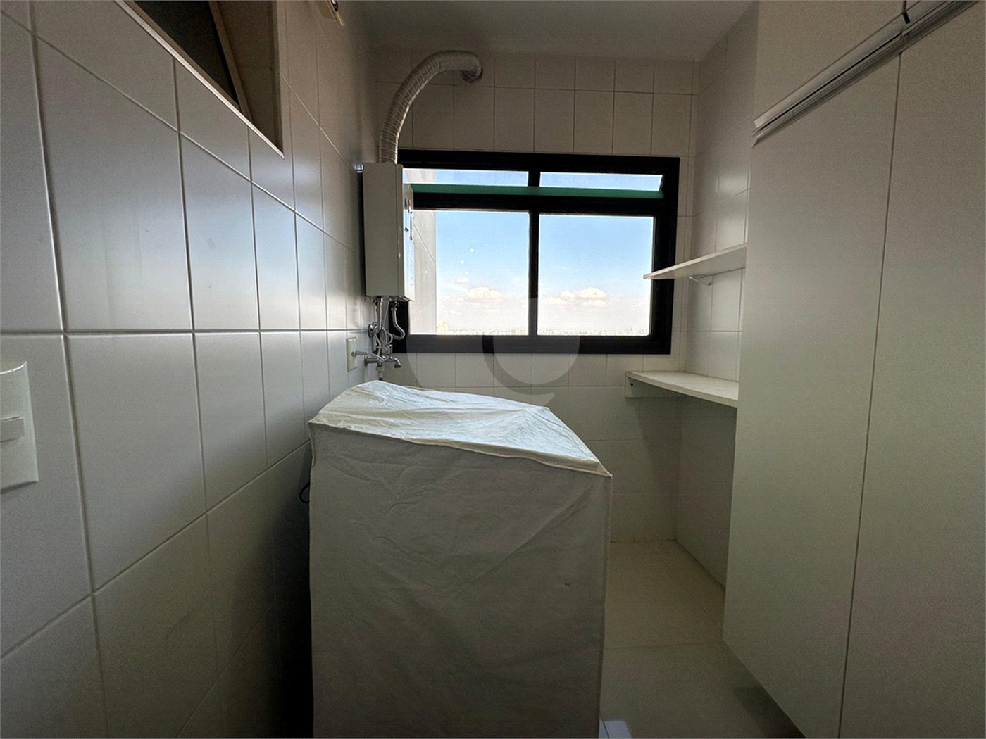 Apartamento à venda com 3 quartos, sendo 1 suíte,  em Gopoúva, Guarulhos, SP