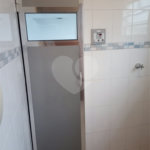 Sobrado à venda com 3 quartos, sendo 1 suíte, no Centro, Biritiba-mirim, SP
