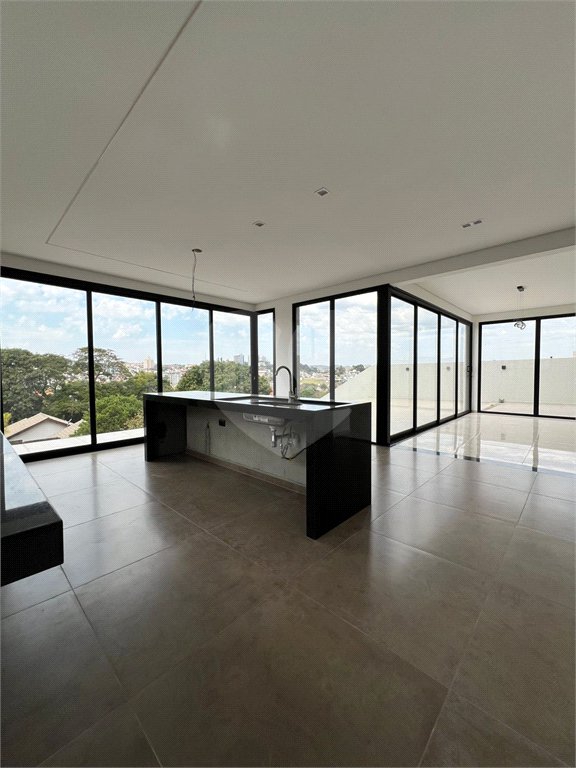 Casa à venda com 3 suítes no condomínio Spazio Design, Bragança Paulista - SP