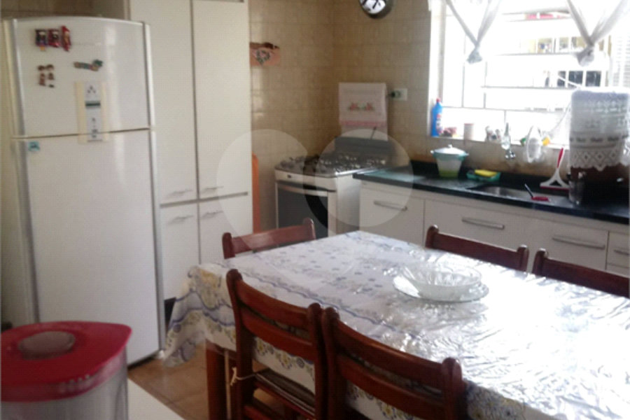 Casa Térrea para alugar com 3 quartos, sendo 1 suíte, no Centro, Mairiporã, SP