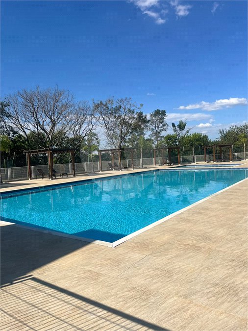 Casa à venda ou para alugar com 2 quartos, sendo 4 suítes, no condomínio Residencial Jardim Bréscia, Indaiatuba - SP