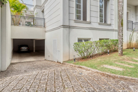 Casa à venda com 4 suítes no condomínio L'unique, São Paulo - SP