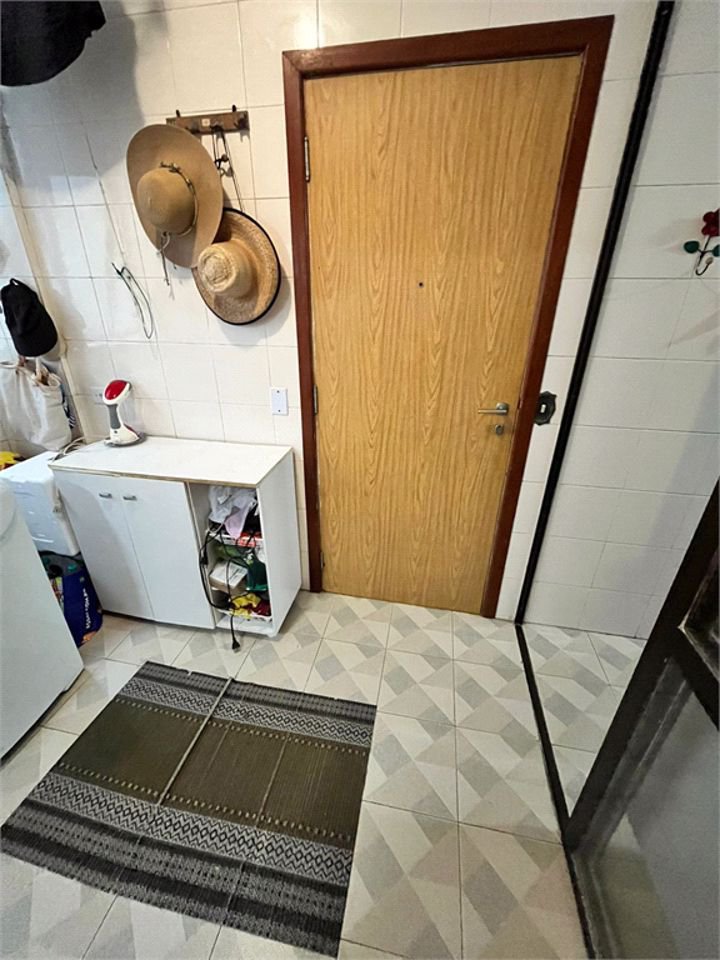 Apartamento com 2 Quartos e 2 Vagas à Venda em Pitangueiras – Guarujá/SP