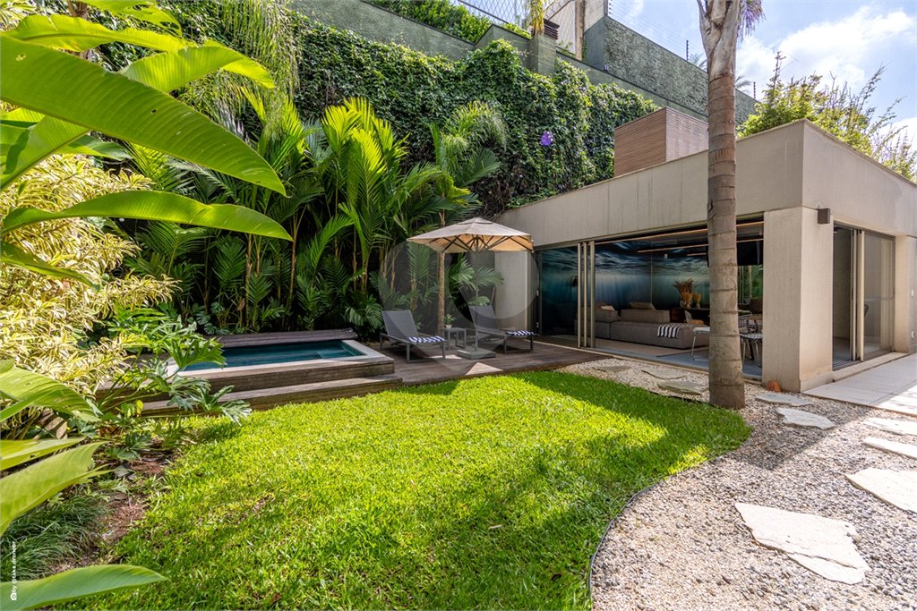 Casa à venda com 3 suítes no condomínio Bothânica Alto de Pinheiros, São Paulo - SP
