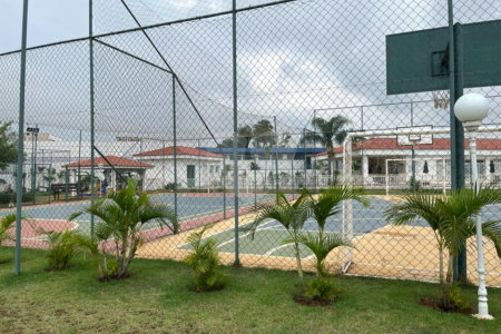Casa à venda com 3 quartos, sendo 1 suíte, no condomínio Villagio DI Lucca, Sorocaba - SP