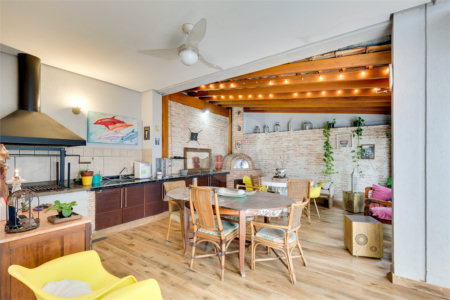 Casa à venda com 3 suítes no condomínio Vila Versalhes, São Paulo - SP