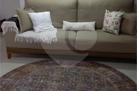 Casa à venda com 3 suítes no condomínio Residencial Marchant Buarque, Atibaia - SP