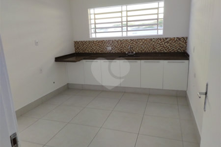 Casa à venda com 3 quartos, sendo 1 suíte,  em Vila Cordeiro, São Paulo, SP