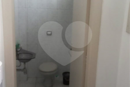 Casa Térrea à venda com 3 quartos, sendo 1 suíte,  em Aclimação, São Paulo, SP