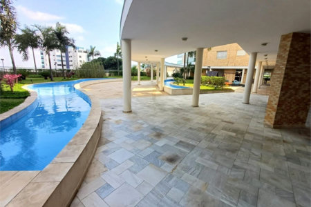 Apartamento à venda com 3 suítes em Santa Teresinha, São Paulo, SP
