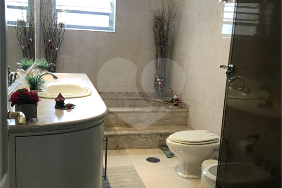 Cobertura à venda com 4 quartos, sendo 1 suíte, em Santana, São Paulo, SP