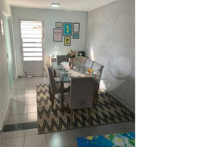 Casa à venda com 3 quartos em Parque Santana, Mogi das Cruzes, SP