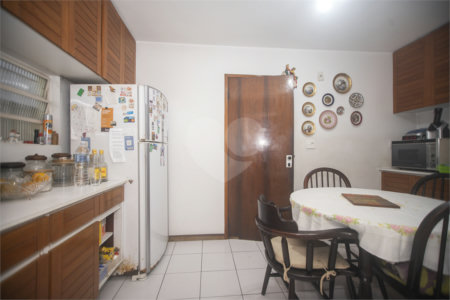 Sobrado à venda com 3 quartos, sendo 1 suíte, em Chácara Santo Antônio (zona Sul), São Paulo, SP