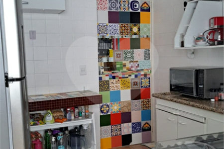 Apartamento à venda com 3 quartos, sendo 1 suíte,  em Vila Olímpia, São Paulo, SP