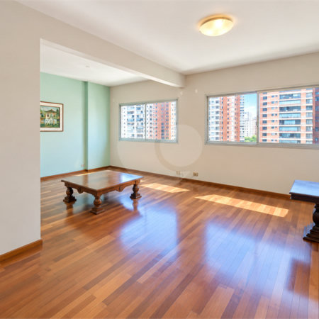 Apartamento à venda com 2 quartos, sendo 1 suíte, em Chácara Santo Antônio (zona Sul), São Paulo, SP