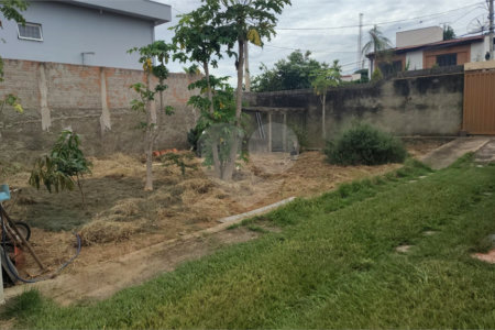 Casa à venda com 4 quartos, sendo 1 suíte, em Jardim Celani, Salto, SP