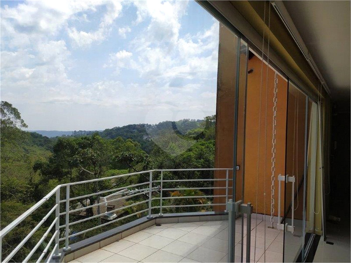 Casa à venda com 4 suítes no condomínio Parque Imperial, Mairiporã - SP