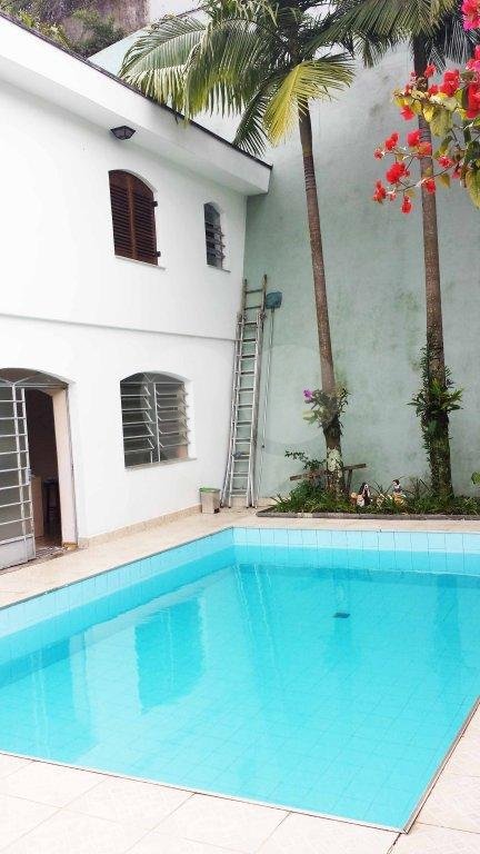 Sobrado à venda com 3 quartos, sendo 2 suítes, em Jardim Marajoara, São Paulo, SP