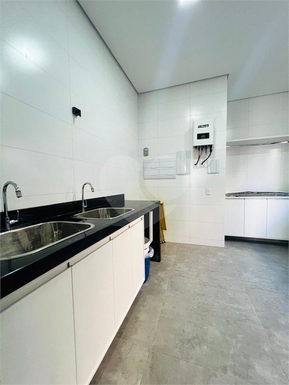 Casa à venda com 3 suítes no condomínio Portal dos Bandeirantes, Salto - SP