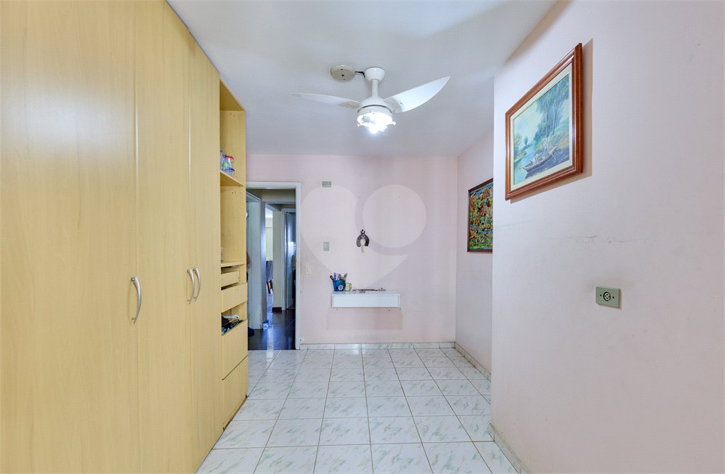 Apartamento à venda com 4 quartos, sendo 1 suíte, em Jardim Marajoara, São Paulo, SP