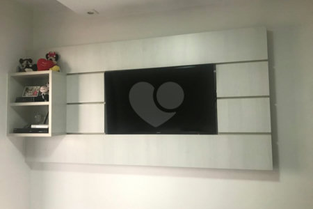 Apartamento à venda com 3 suítes em Vila Regente Feijó, São Paulo, SP