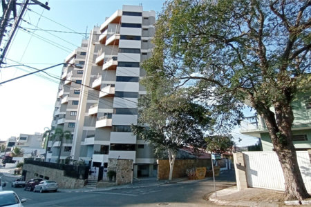 Apartamento à venda com 3 suítes no Centro, Vinhedo, SP