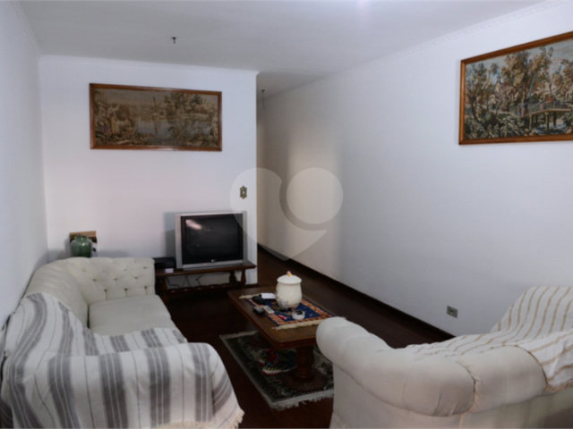 Sobrado à venda com 4 quartos, sendo 2 suítes,  em Tremembé, São Paulo, SP