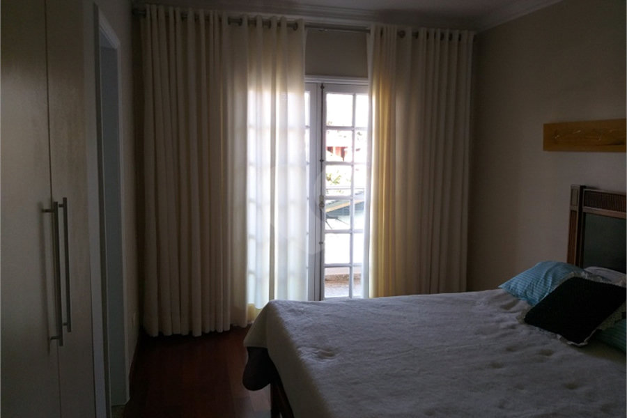 Casa à venda com 4 suítes em Jardim Floresta, São Paulo, SP