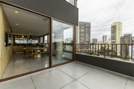 Apartamento à venda com 3 suítes em Jardim das Bandeiras, São Paulo, SP