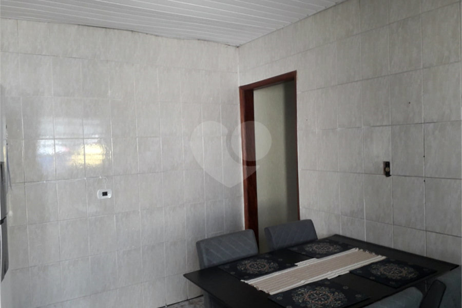 Casa à venda com 2 quartos, sendo 1 suíte,  em Vila Gustavo, São Paulo, SP