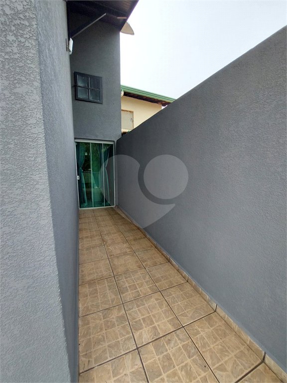 Casa à venda com 3 quartos, sendo 2 suítes, no Centro, Bom Jesus dos Perdões, SP