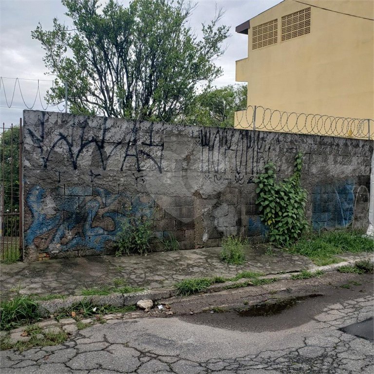 Terreno à venda em Jardim Rizzo, São Paulo, SP