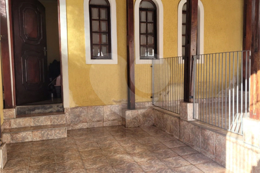 Casa à venda com 2 quartos no condomínio Casa Geminada, São Paulo - SP