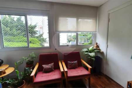 Apartamento à venda com 2 quartos, sendo 1 suíte, em Itaim Bibi, São Paulo, SP