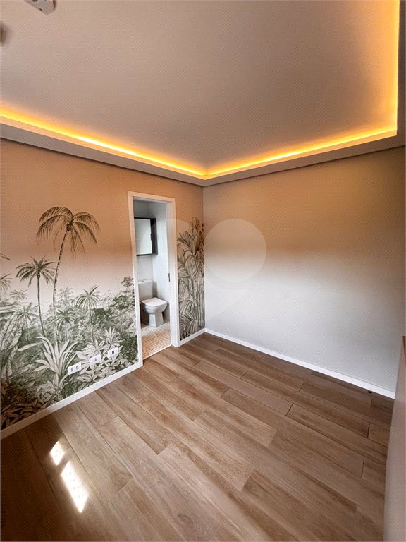Apartamento à venda com 3 quartos, sendo 1 suíte,  em Jardim Oswaldo Cruz, São José dos Campos, SP