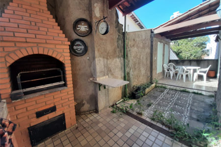 Casa à venda ou para alugar com 3 quartos, sendo 2 suítes, no condomínio Chácara das Rosas, São Paulo - SP