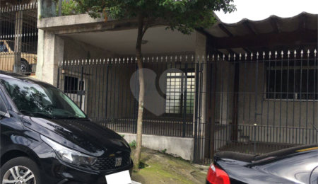 Casa à venda com 3 quartos, sendo 1 suíte,  em Parque Bristol, São Paulo, SP