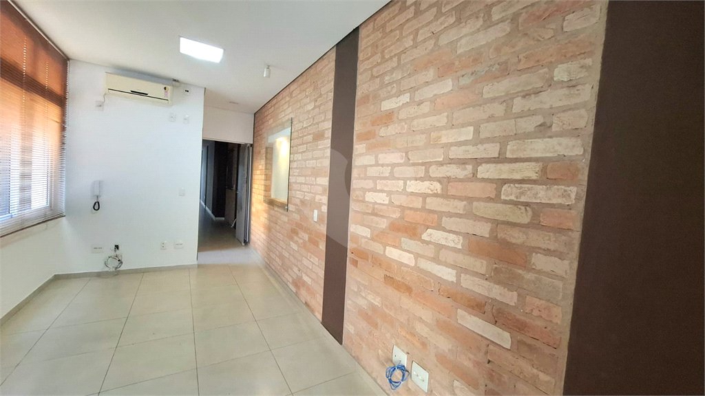 Sobrado à venda com 3 suítes em Vila Hortência, Sorocaba, SP