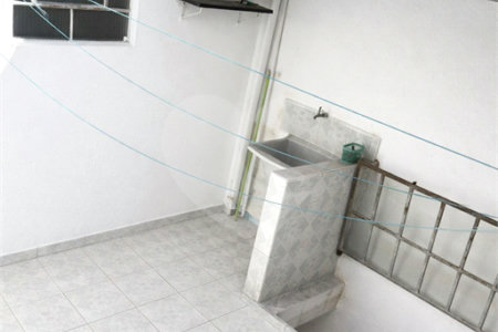 Casa à venda com 3 quartos, sendo 1 suíte, em Jardim Campo Limpo, São Paulo, SP