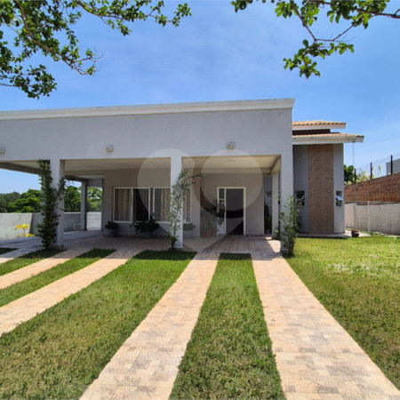 Casa à venda com 5 quartos, sendo 4 suítes, no condomínio Terras de Lucas, Sorocaba - SP