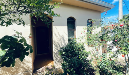 Casa à venda com 3 quartos, sendo 1 suíte,  no Centro, Itapetininga, SP
