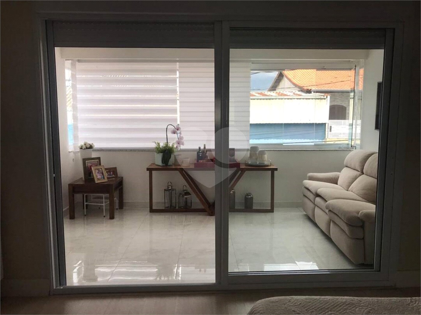 Sobrado à venda com 3 quartos, sendo 1 suíte,  em Vila Varela, Poá, SP