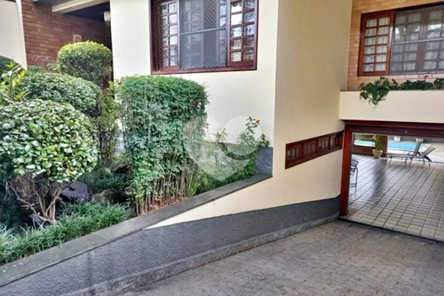 Sobrado à venda com 4 quartos, sendo 2 suítes, em Santana, São Paulo, SP