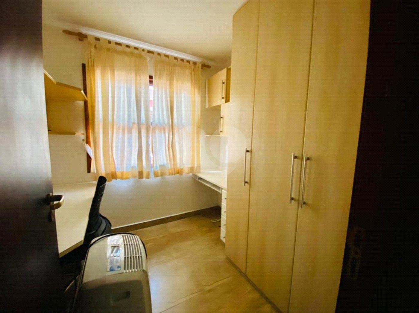 Sobrado à venda com 3 quartos, sendo 1 suíte, em Tremembé, São Paulo, SP