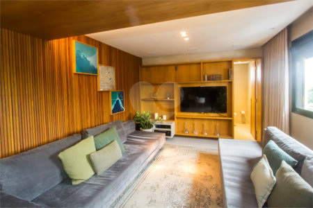 Apartamento à venda com 3 suítes em Alto da Boa Vista, São Paulo, SP