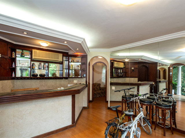 Casa à venda com 4 suítes no condomínio Chácara Flora, São Paulo - SP