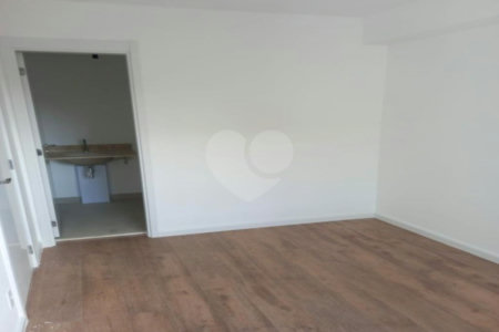 Apartamento à venda com 3 suítes em Jardim Caravelas, São Paulo, SP